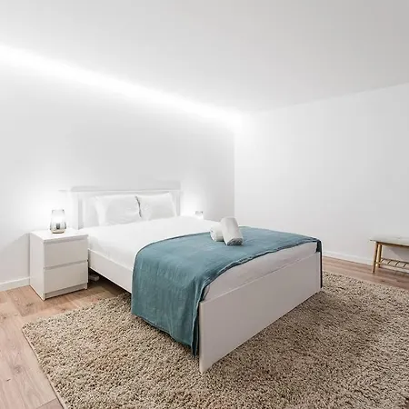 Guestready - Spotlight - Right * Porto