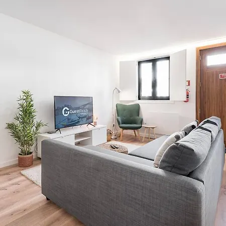 Guestready - Spotlight - Right Porto